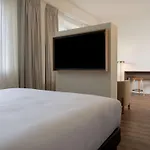 Doubletree By Hilton Sittard
